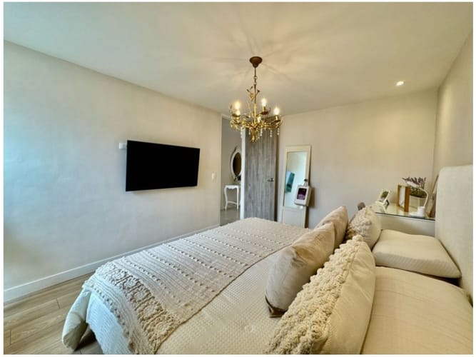 Apartamento de 3 alcobas en venta en San Lucas, Medellín, 180 m² · foto 21 de 24