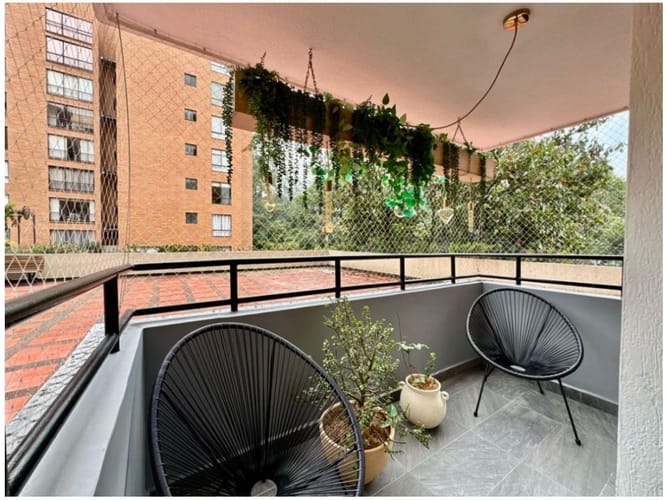 Apartamento de 3 alcobas en venta en San Lucas, Medellín, 180 m² · foto 22 de 24