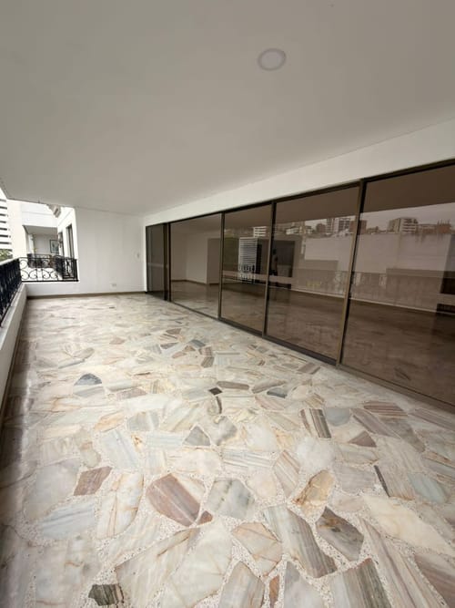 Apartamento de 6 alcobas en arriendo en Santa Teresita, Cali, 270 m² · foto 13 de 24