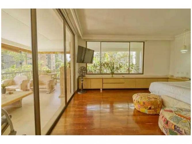 Casa de 5 alcobas en venta en El Poblado, Medellín, 640 m² · foto 17 de 17