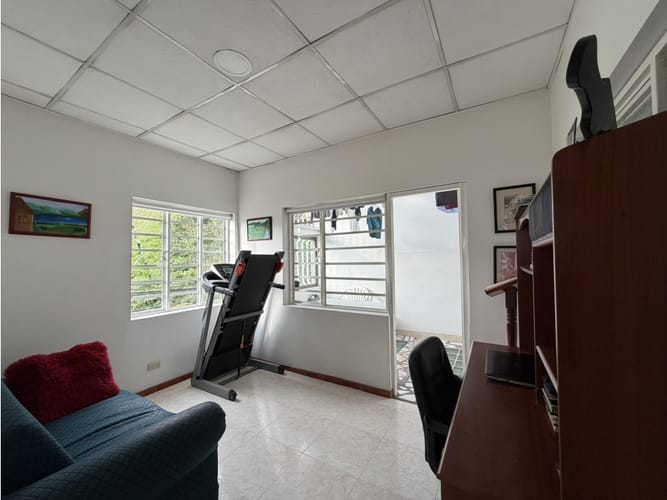 Casa de 3 alcobas en venta en Los Alamos, Manizales, 80 m² · foto 16 de 24