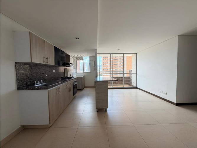 Apartamento de 3 alcobas en venta en La Doctora, Sabaneta, 70 m² · foto 2 de 13