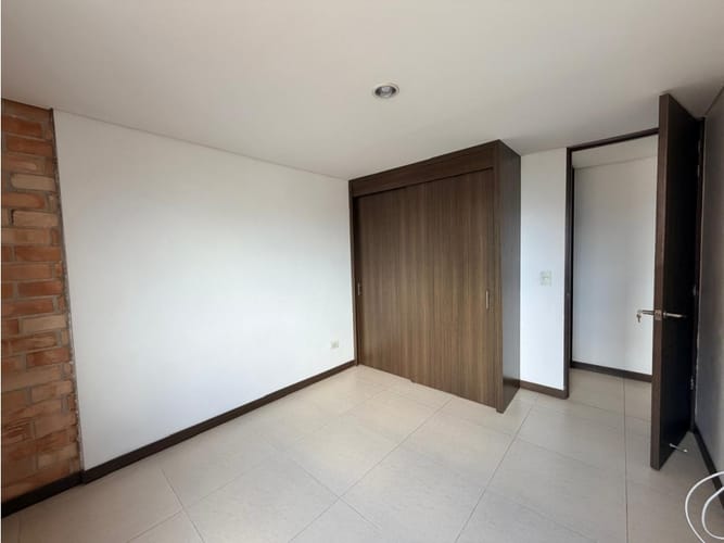 Apartamento de 3 alcobas en venta en La Doctora, Sabaneta, 70 m² · foto 8 de 13
