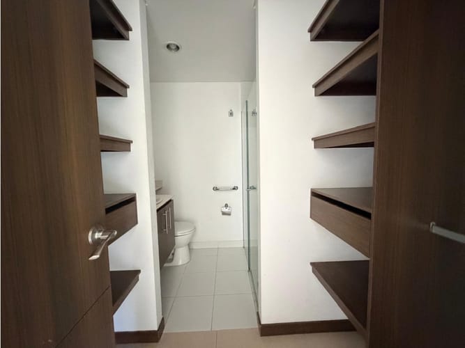 Apartamento de 3 alcobas en venta en La Doctora, Sabaneta, 70 m² · foto 11 de 13