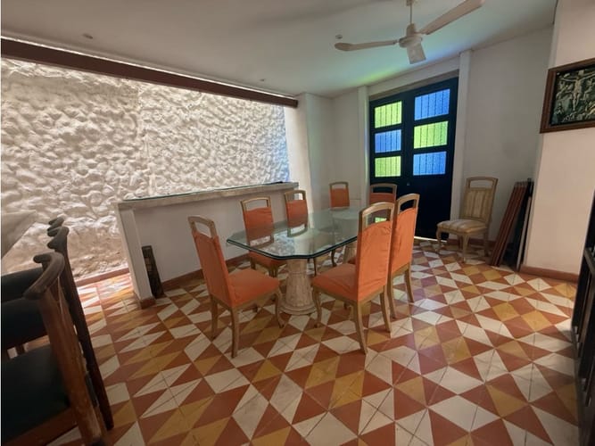 Casa de 13 alcobas en arriendo en Centro, Santa Marta, 1000 m² · foto 3 de 24