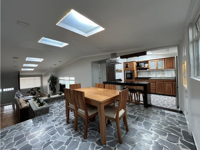Casa de 4 alcobas en venta en Milan, Manizales, 290 m² · foto 3 de 17
