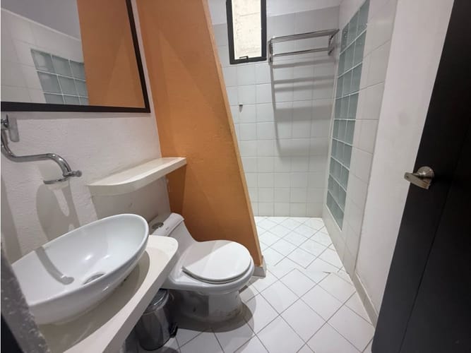 Casa de 13 alcobas en arriendo en Centro, Santa Marta, 1000 m² · foto 23 de 24