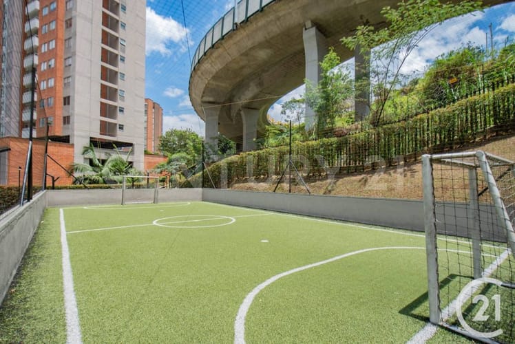 Apartamento de 3 alcobas en venta en Alto De Misael, Envigado, 89 m² · foto 17 de 21