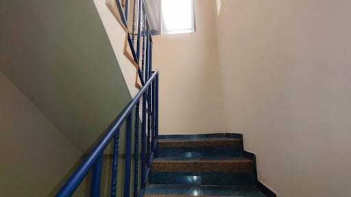 Casa de 10 alcobas en venta en La Riviera, Bogotá, 252 m² · foto 20 de 24