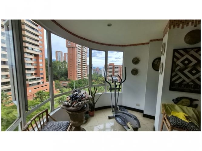 Apartamento de 3 alcobas en venta en La Calera, Medellín, 370 m² · foto 12 de 24
