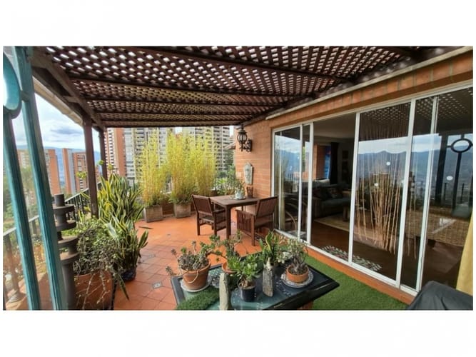 Apartamento de 3 alcobas en venta en La Calera, Medellín, 370 m² · foto 22 de 24