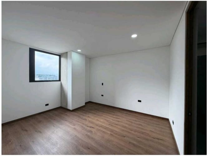 Apartamento de 2 alcobas en venta en Altos Del Poblado, Medellín, 142 m² · foto 11 de 11
