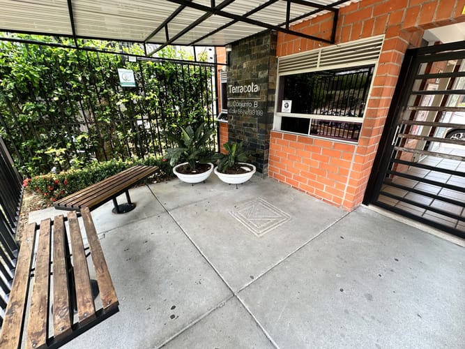 Apartamento de 2 alcobas en arriendo en Ciudad Melendez, Cali, 65 m² · foto 3 de 24