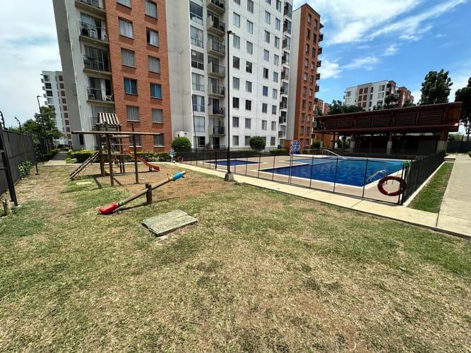 Apartamento de 2 alcobas en arriendo en Ciudad Melendez, Cali, 65 m² · foto 8 de 24