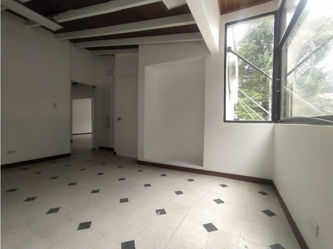 Local en arriendo en Calasanz, Medellín, 195 m² · foto 17 de 24