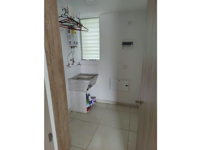 Apartamento de 3 alcobas en venta en Cr. Palmar De Villavento Et. Ii, Dosquebradas, 74 m² · foto 3 de 7