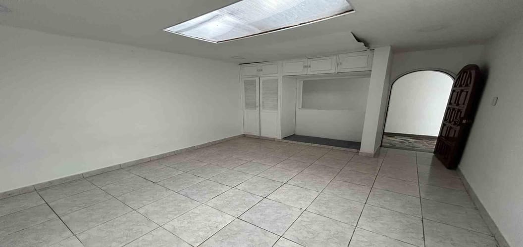 Casa de 7 alcobas en venta en Alamos, Pereira, 364 m² · foto 17 de 18