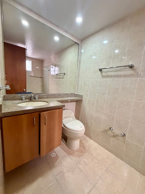 Apartamento en venta en Lagos De Cordoba, Bogotá · foto 17 de 24
