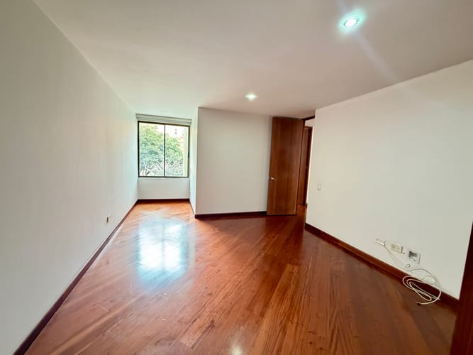 Apartamento en venta en Lagos De Cordoba, Bogotá · foto 18 de 24