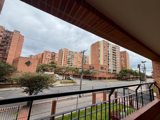Apartamento en venta en Lagos De Cordoba, Bogotá · foto 19 de 24