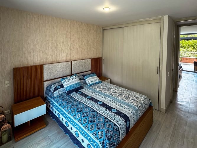 Apartamento de 3 alcobas en venta en El Poblado, Medellín, 148 m² · foto 8 de 15