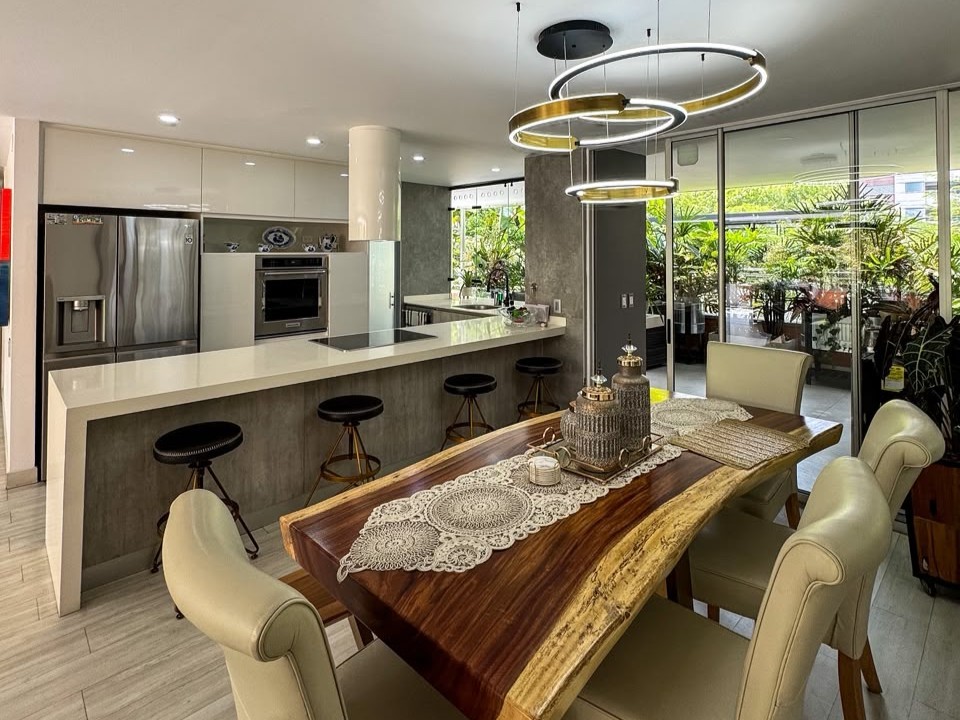 Apartamento en Venta en El Poblado, Medellín