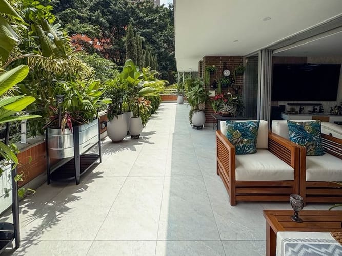 Apartamento de 3 alcobas en venta en El Poblado, Medellín, 148 m² · foto 13 de 15