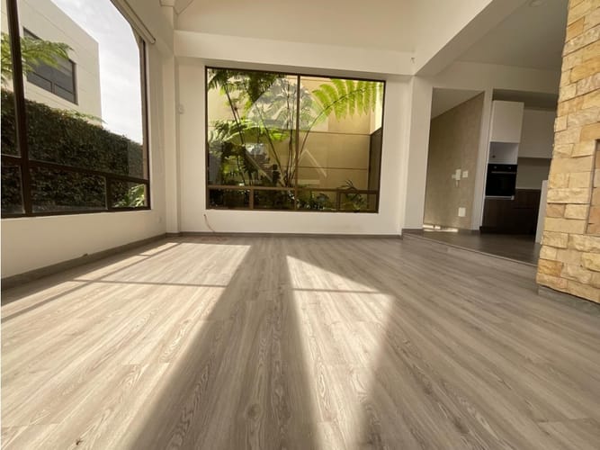 Casa de 3 alcobas en venta en Canelon, Cajicá, 437 m² · foto 2 de 24