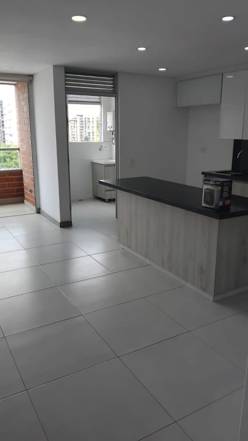Apartamento de 2 alcobas en arriendo en La Magnolia, Envigado, 72 m² · foto 4 de 23