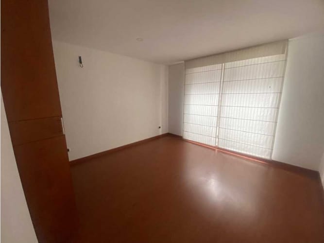 Casa de 3 alcobas en venta en Cota, 176 m² · foto 11 de 16