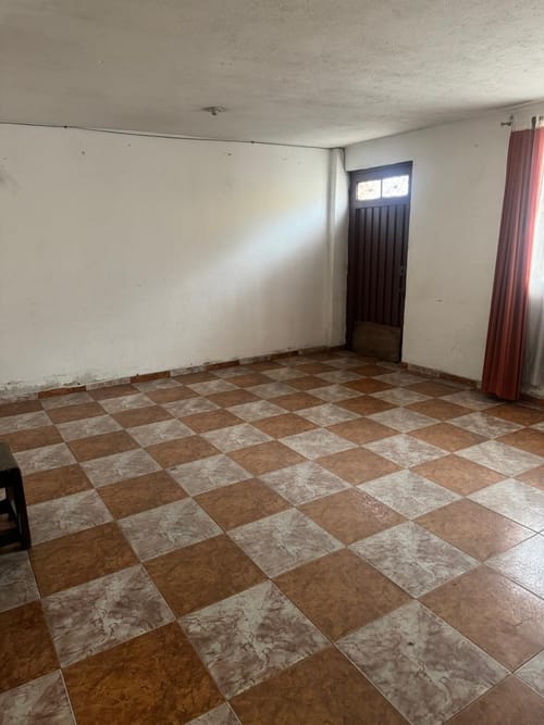 Casa de 9 alcobas en venta en Las Acacias, Bogotá, 240 m² · foto 12 de 18