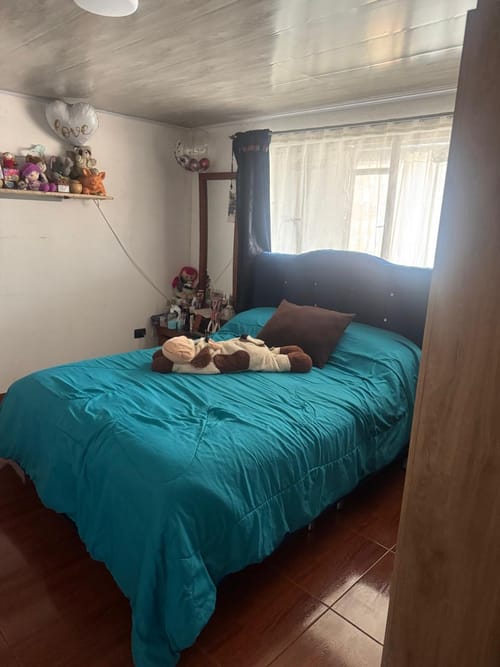 Casa de 9 alcobas en venta en Las Acacias, Bogotá, 240 m² · foto 17 de 18