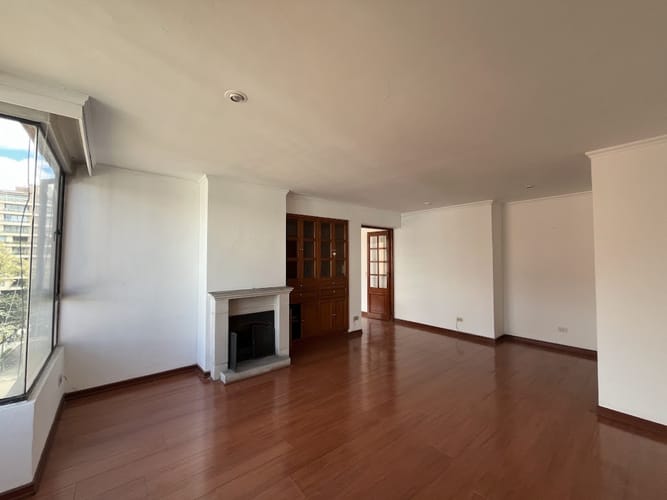 Apartamento en venta en Chico, Bogotá · foto 3 de 24