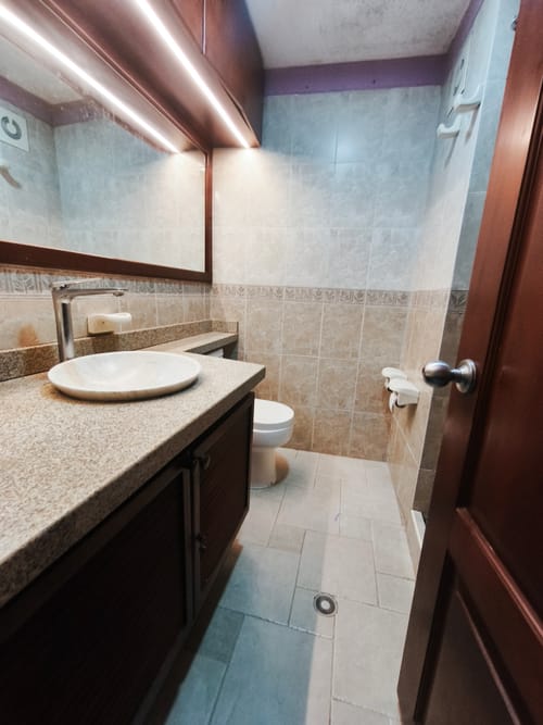 Apartamento de 3 alcobas en venta en Centro, Ibagué, 136 m² · foto 4 de 7
