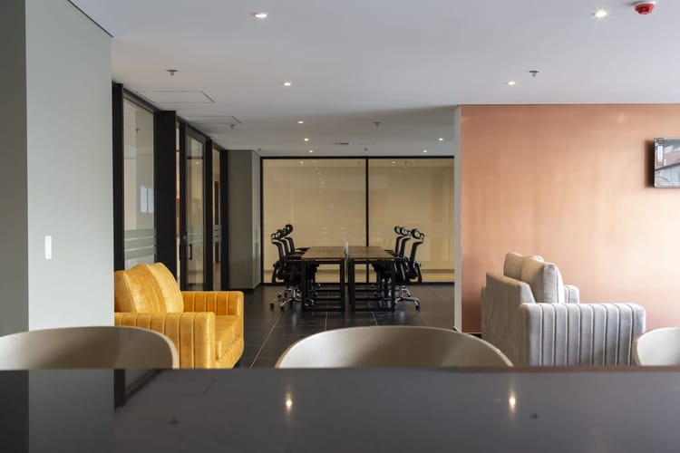 Apartaestudio en venta en Chico Norte, Bogotá, 27 m² · foto 13 de 15