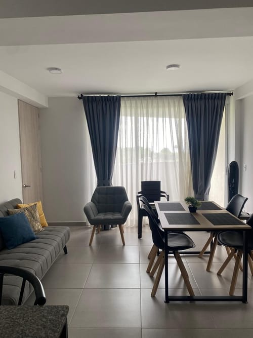 Apartamento de 1 alcoba en arriendo en Cn. Parque 93 Et. Iii, Ibagué, 60 m² · foto 2 de 10