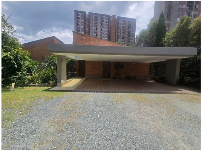 Casa de 3 alcobas en venta en Sabaneta Real, Sabaneta, 580 m² · foto 2 de 24