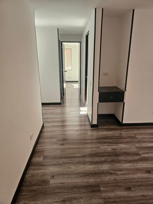 Apartamento de 2 alcobas en arriendo en San Cipriano, Bogotá, 58 m² · foto 7 de 18
