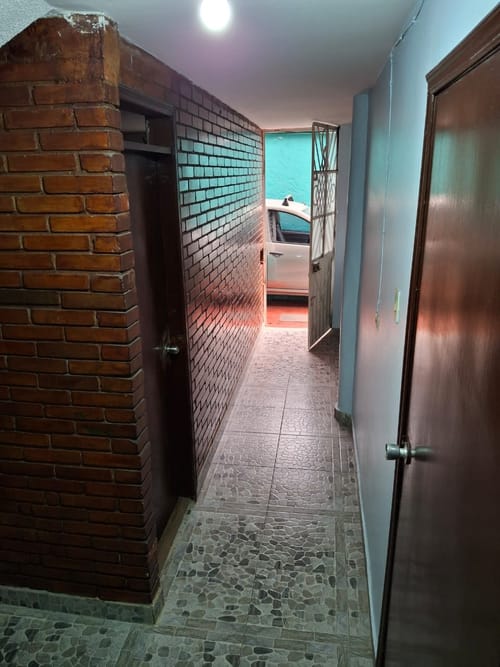 Casa de 9 alcobas en venta en Alqueria La Fragua, Bogotá, 233 m² · foto 13 de 24