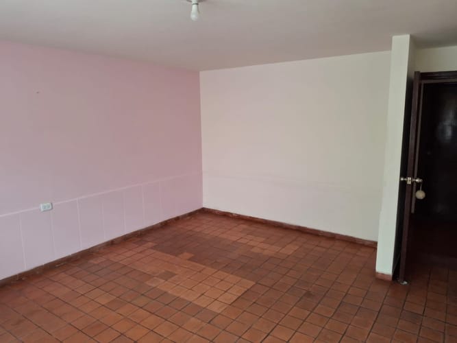 Casa de 9 alcobas en venta en Alqueria La Fragua, Bogotá, 233 m² · foto 9 de 24