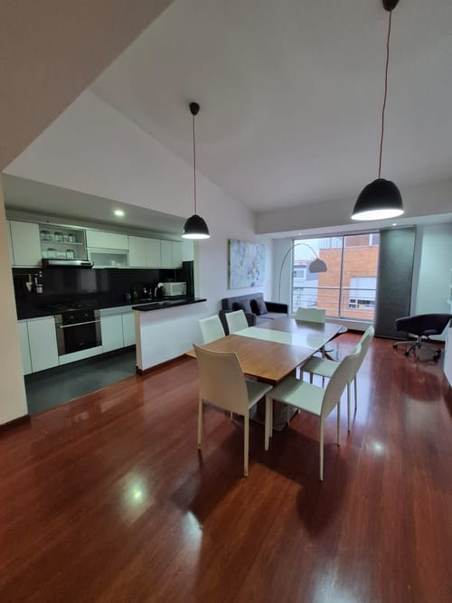Apartamento en venta en Los Cedros, Bogotá · foto 1 de 24