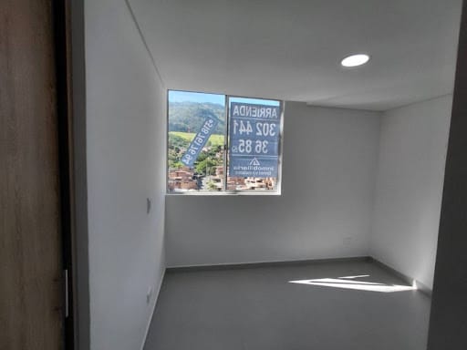 Apartamento de 3 alcobas en arriendo en Alcala, Bello, 54 m² · foto 7 de 18