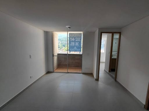 Apartamento de 3 alcobas en arriendo en Alcala, Bello, 54 m² · foto 14 de 18