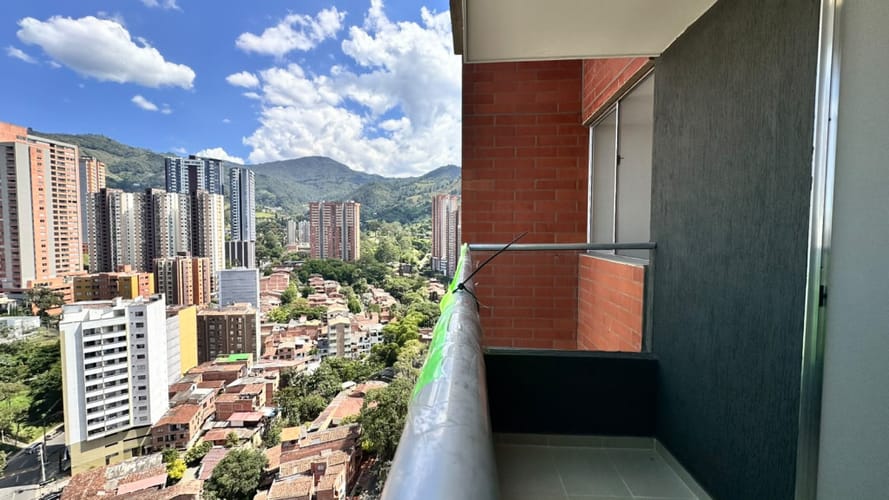Apartamento de 3 alcobas en arriendo en La Doctora, Sabaneta, 70 m² · foto 4 de 14