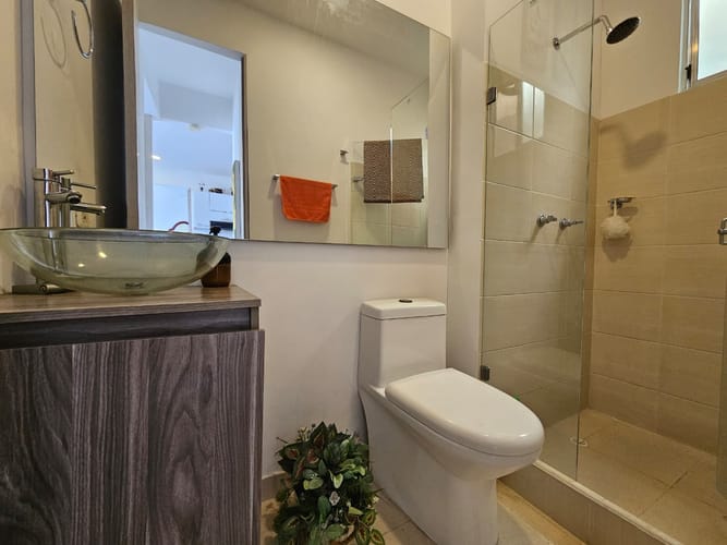 Apartamento de 2 alcobas en venta en Las Palmas, Ricaurte, 52 m² · foto 8 de 9