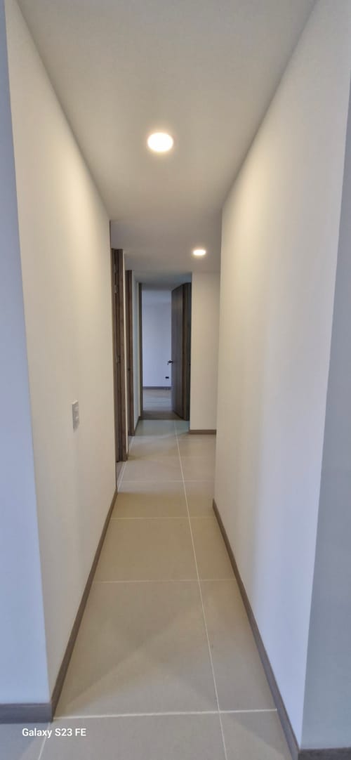 Apartamento de 3 alcobas en venta en Centro, Itagüí, 67 m² · foto 5 de 20