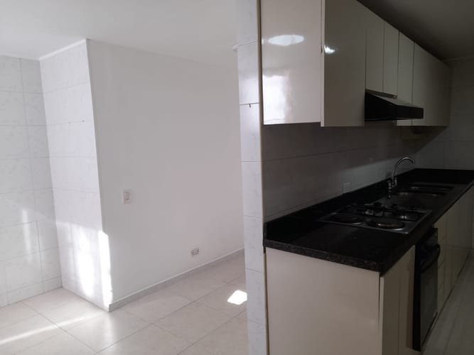 Apartamento en venta en Chicó Navarra, Bogotá · foto 6 de 16