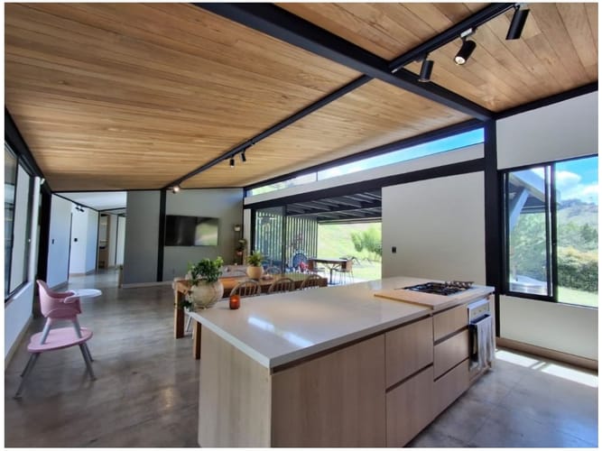 Casa de 3 alcobas en venta en El Retiro, 200 m² · foto 11 de 13