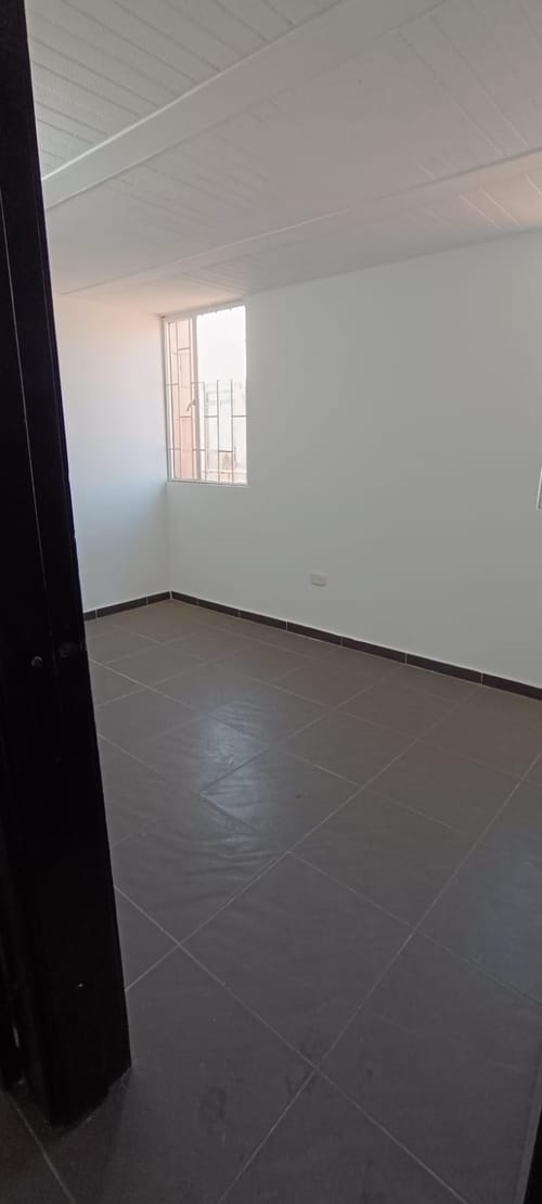 Apartamento de 3 alcobas en venta en Cr. La Confianza Et. I, Soacha, 38 m² · foto 15 de 24
