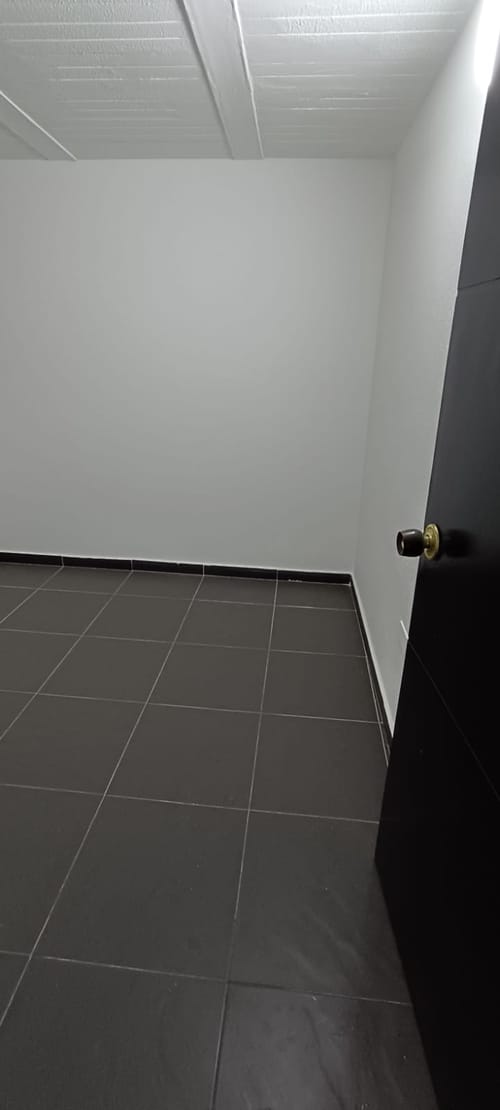 Apartamento de 3 alcobas en venta en Cr. La Confianza Et. I, Soacha, 38 m² · foto 16 de 24